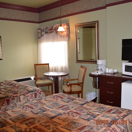 Motel-Auberge Helene Victoriaville Eksteriør billede